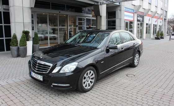 Mercedes E 250, automat